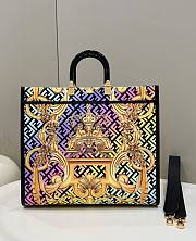 FENDI Sunshine Fendace Printed FF colorful leather shopper - 2