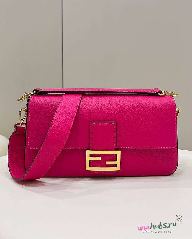 FENDI Baguette large pink leather bag  - 1