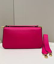 FENDI Baguette large pink leather bag  - 5