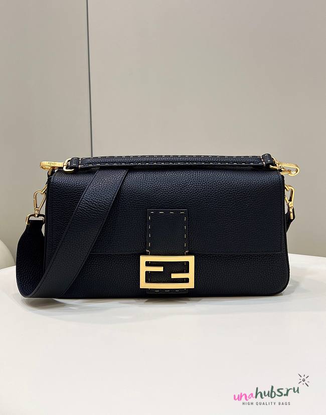 FENDI Baguette large black leather bag - 1