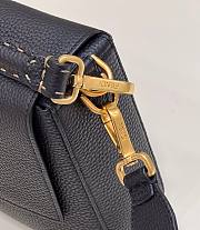 FENDI Baguette large black leather bag - 2