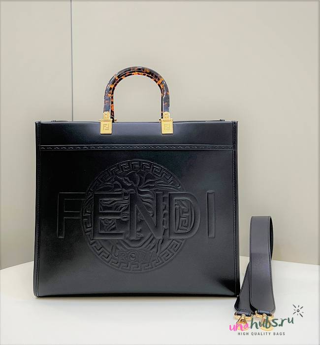 FENDI Fendace Baguette large black leather bag - 1