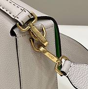 FENDI Baguette large cream leather bag - 3