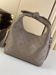 Louis Vuitton Why Knot MM Beige Bag - 4