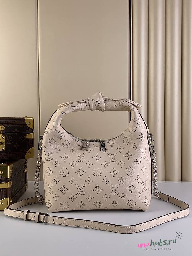  Louis Vuitton Why Knot MM Cream Bag - 1