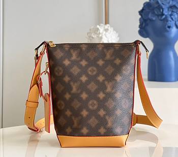 Louis Vuitton Hobo Cruiser PM Bag