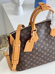 Louis Vuitton Lock it Blurry Monogram canvas bag - 6