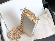 Chanel 22A metal white case bag - 4