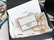 Chanel 22A metal white case bag - 6