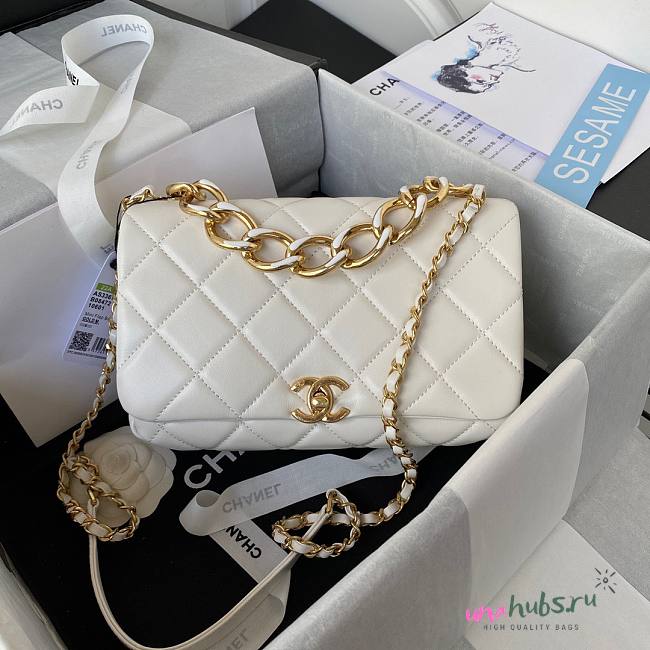 Chanel flap metal mix white lambskin bag - 1