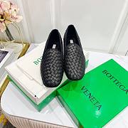 Bottega Veneta black flats - 3