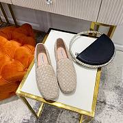 Bottega Veneta beige flats - 5