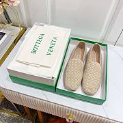 Bottega Veneta beige flats - 4