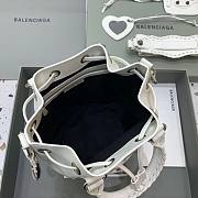 Balenciaga white medium bucket - 4