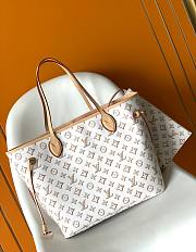 Louis Vuitton Neverfull buci box white MM bag - 5