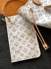 Louis Vuitton Neverfull buci box white MM bag - 2