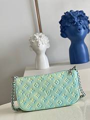 Louis Vuitton pochette accessories multiple green bag - 3