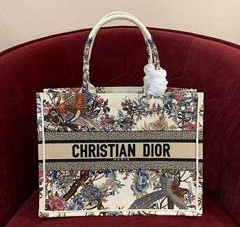 Dior Book Tote Multicolor Dior Jardin d'Hiver Embroidery Medium Bag