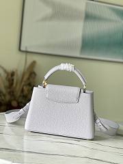 Louis Vuitton Capucines PM White Bag - 4