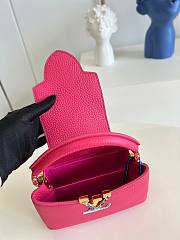 Louis Vuitton Capucines mini pink snake skin bag - 3