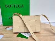 Bottega Veneta Cassette almond grained leather bag - 2