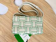 Bottega Veneta Cassette overlock stitching green bag - 1