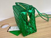 Bottega Veneta Green Loop Camera metallised leather Bag - 3