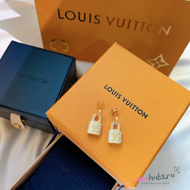 Louis Vuitton lock earings - 1