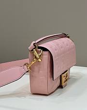 Fendi Baguette pink leather bag 26cm - 3