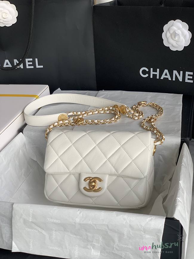 Chanel 22A Mini Caviar White Flap Bag - unahubs.ru