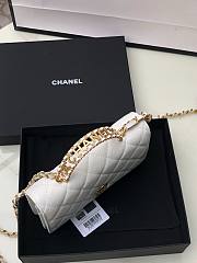 Chanel woc caviar handle white leather bag - 4