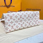 Louis Vuitton Onthego white retro colored MM bag - 3