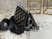 Louis Vuitton coussin black BB M57791 - 4