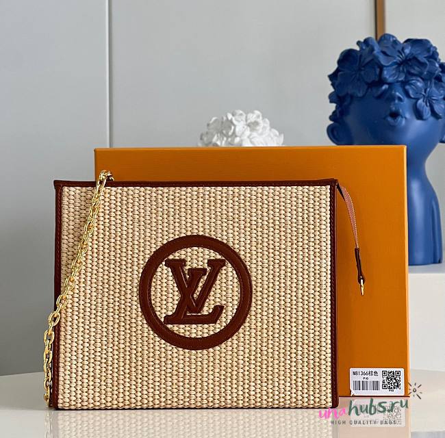 Louis Vuitton Toiletry Pouch on chain M81366 - 1