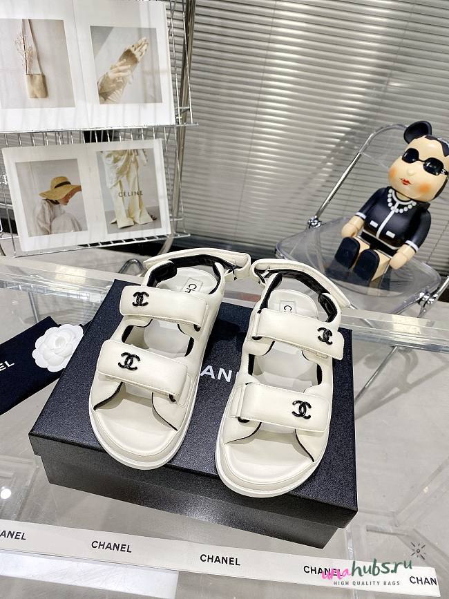 Chanel white sandals - 1