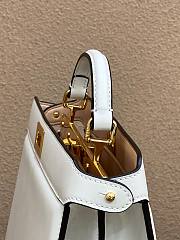 Fendi Peekaboo ISeeU Medium White East-West Tote Bag - 5