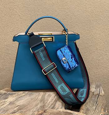 Peekaboo ISeeU Medium Blue leather bag