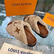 Louis Vuitton Fur brown leather slippers - 6