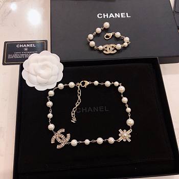 Chanel set ( necklace & bracelet)
