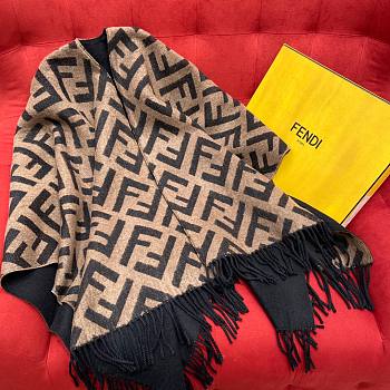 Fendi scarf wear 02