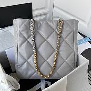 Chanel 22B tote 19 gray lampskin bag - 3