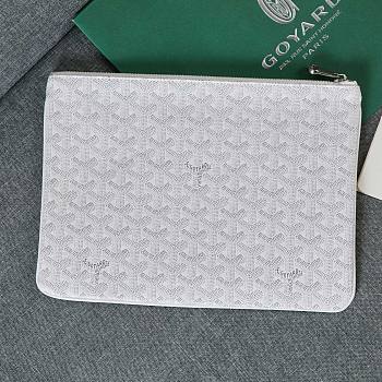 Goyard pouch white bag