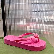 Gucci pink slippers - 4