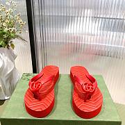 Gucci orange slippers - 3