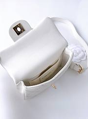 Chanel flap lampskin pearl white bag - 3