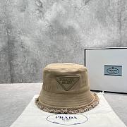 Prada beige bucket hat - 1