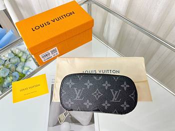 Louis Vuitton sunglasses box 01