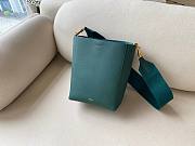 Celine nano SANGLE green bucket bag - 1