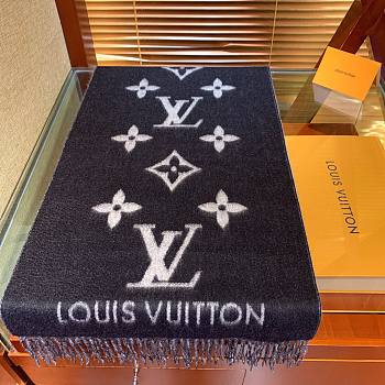 Louis Vuitton scarf 06