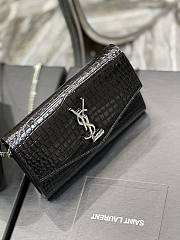 YSL UPTOWN chain wallet in crocodile bag - 5